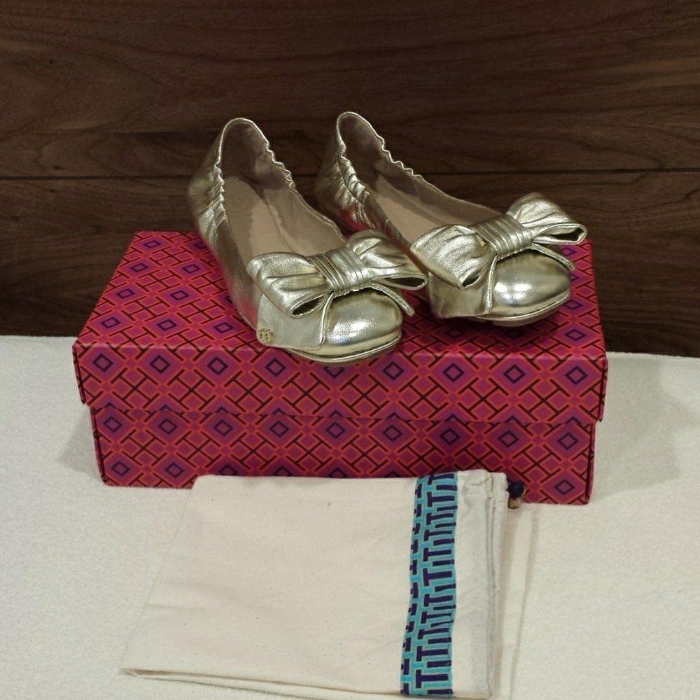 New Tory Burch Divine Bow Driver Ballet Flat - Picture 2 of 3